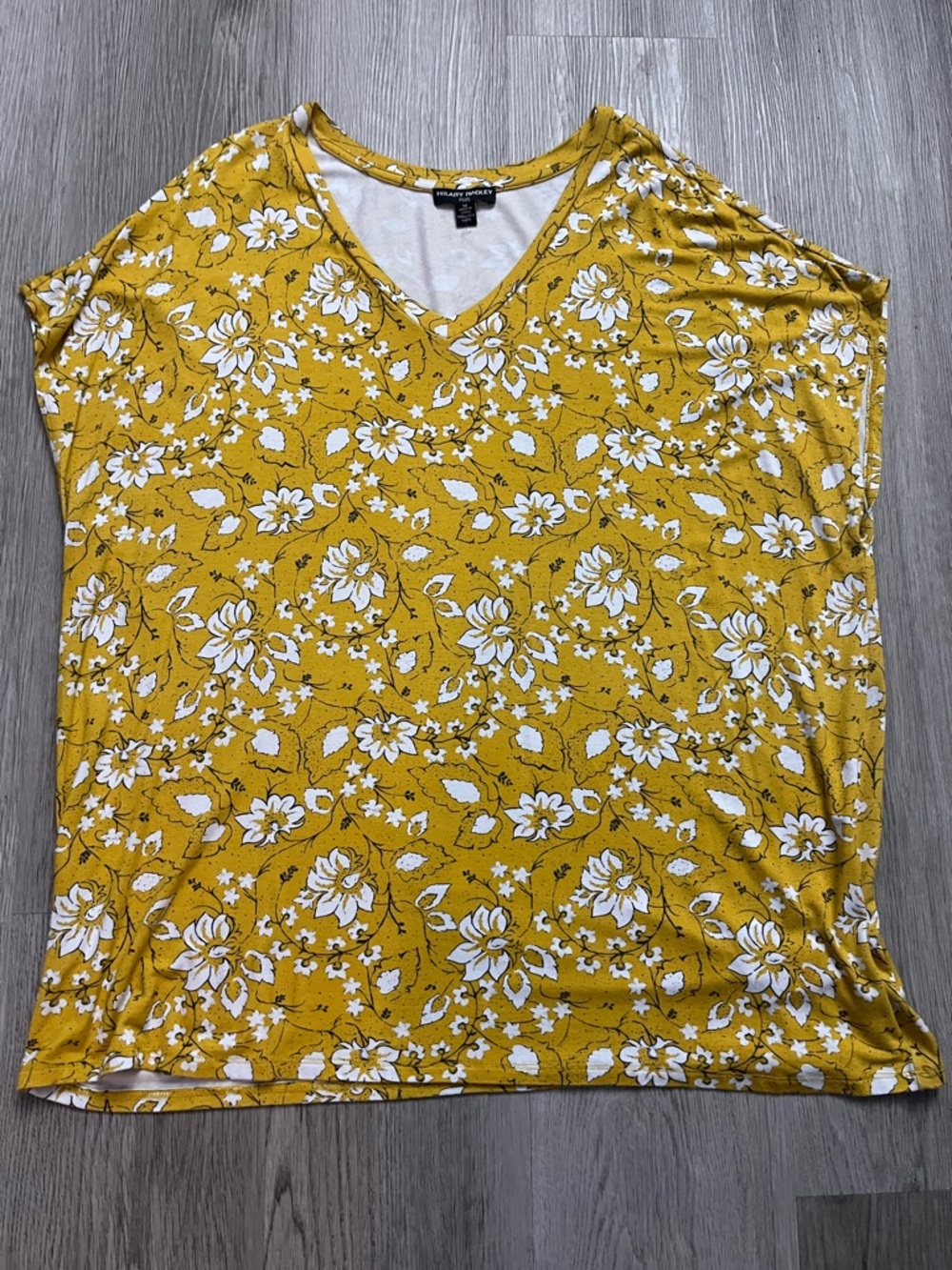 🔥162–Hilary Radley Mustard Yellow Floral V-Neck Tunic Top